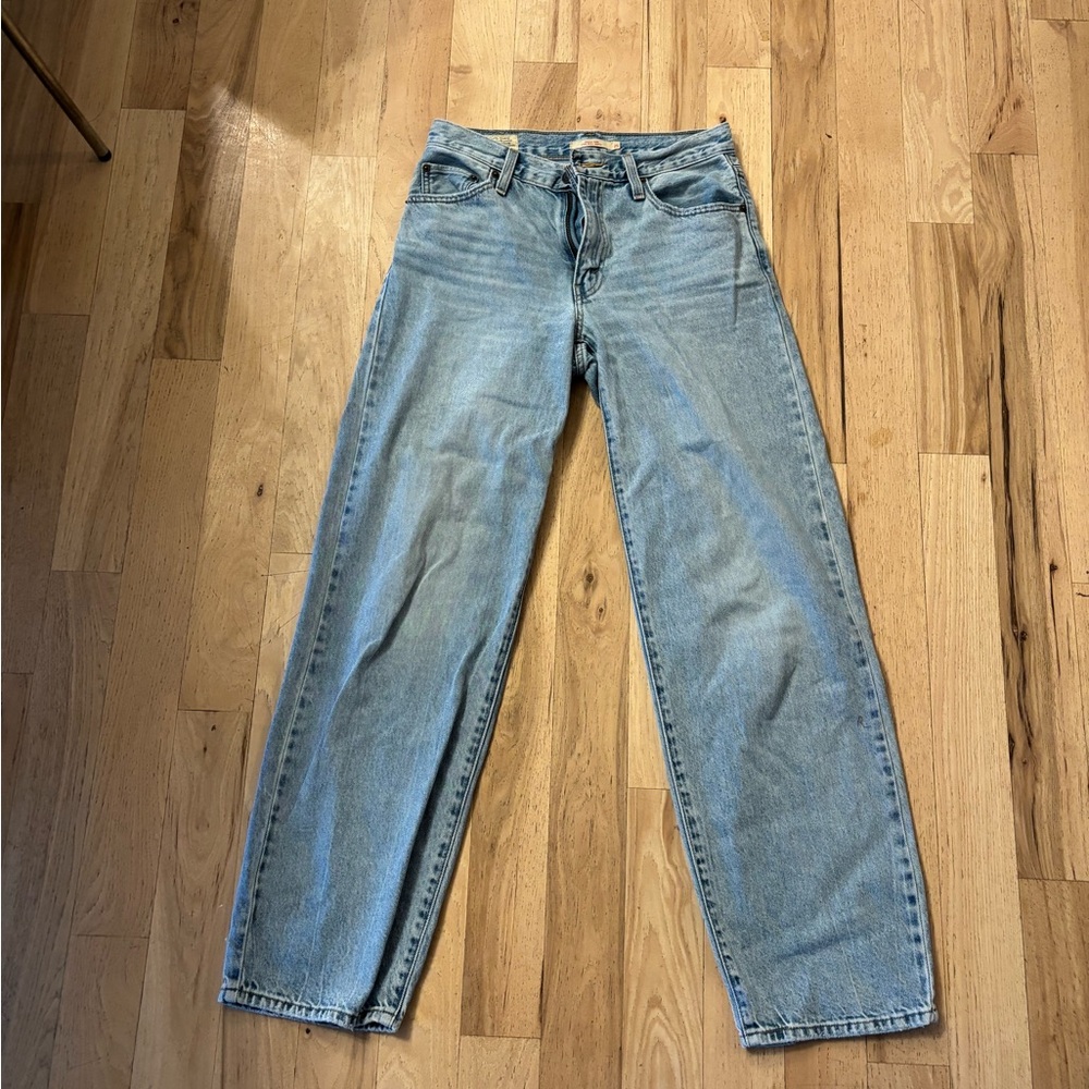 Levi’s  Baggy Dad Jeans